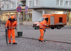 Aufraeumen Nach Silvester In Jena 002